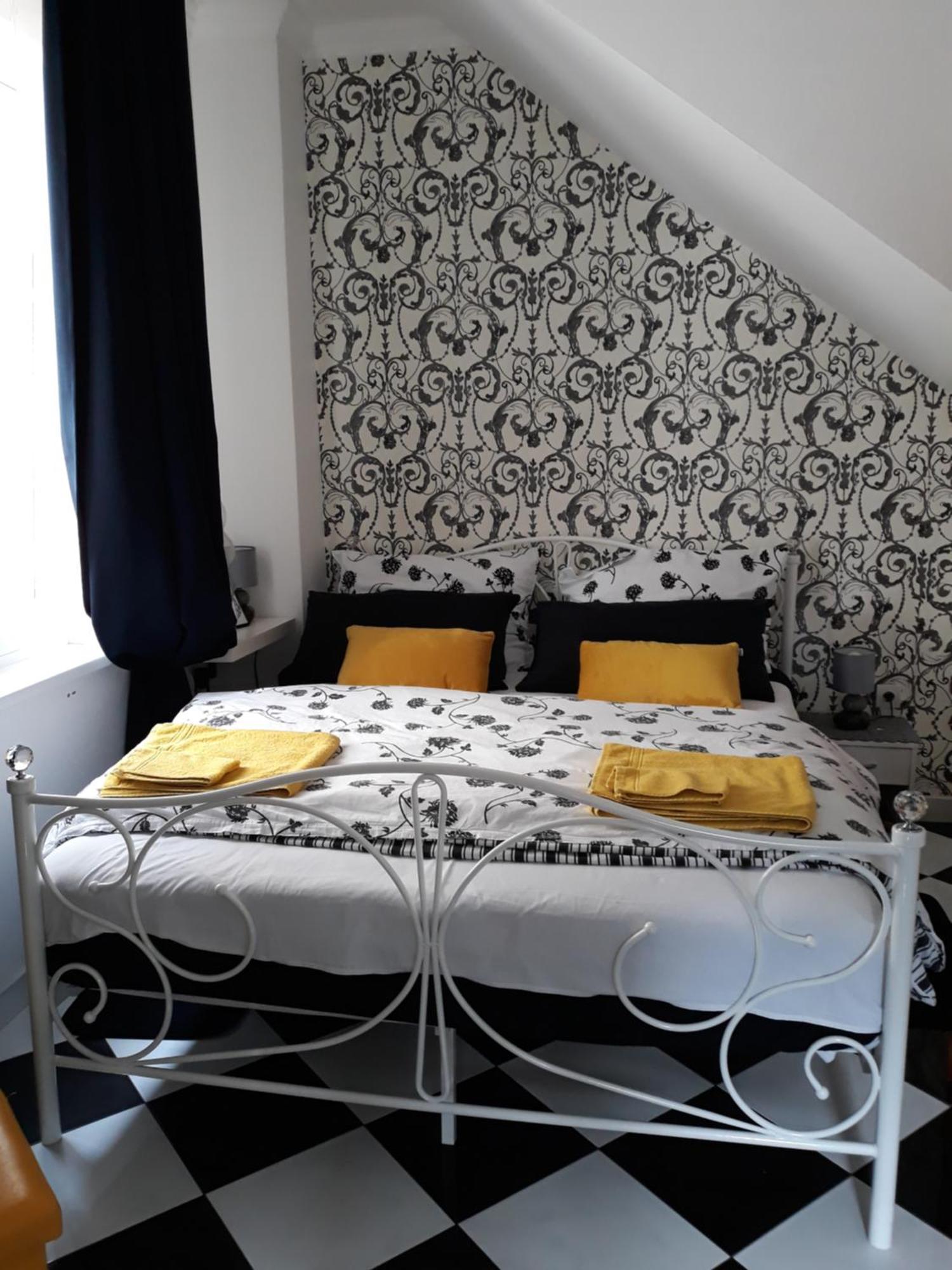 Apartments Paris Umag Bagian luar foto