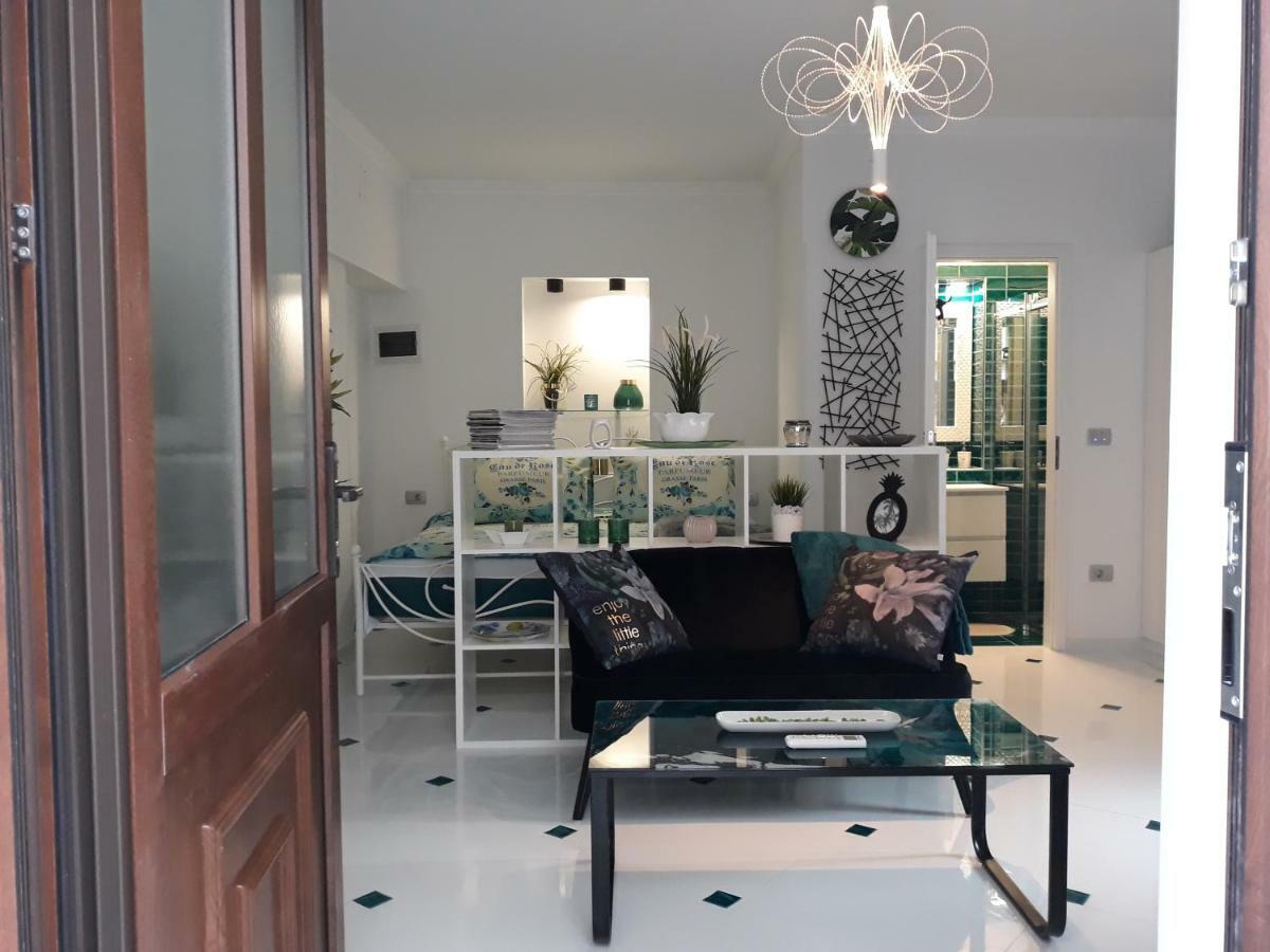 Apartments Paris Umag Bagian luar foto